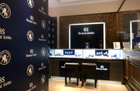 k1体育Grand Seiko冠蓝狮入驻上海钟表商店(图3)